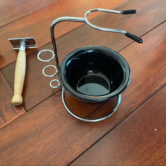 NWT Danish Men’s Shaving Kit - Picture 4 of 6